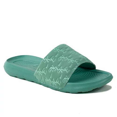 Nike HQ7022-002