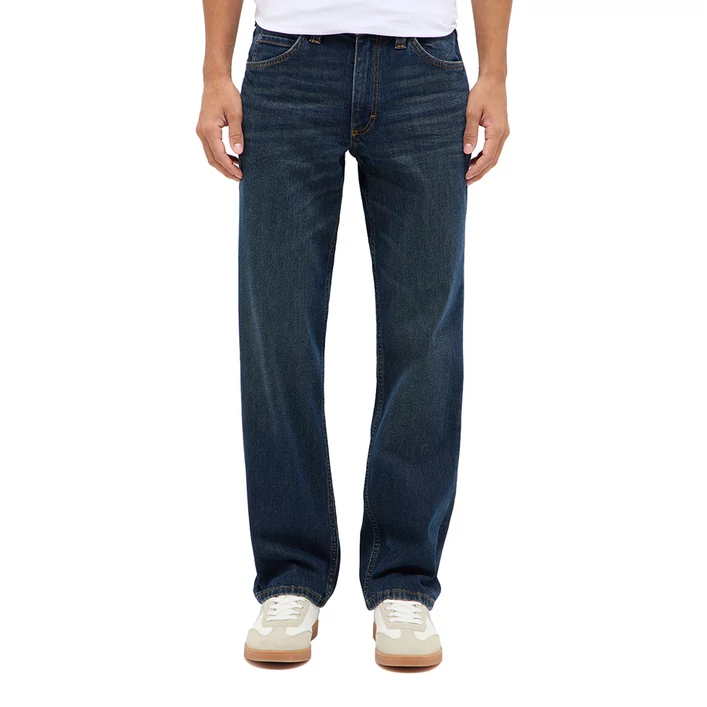 Mustan farmer 1013717-5000-883
